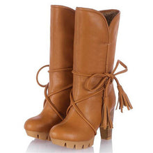 Load image into Gallery viewer, COVOYYAR 2019 Fashion Fringe Platform Snow Boots